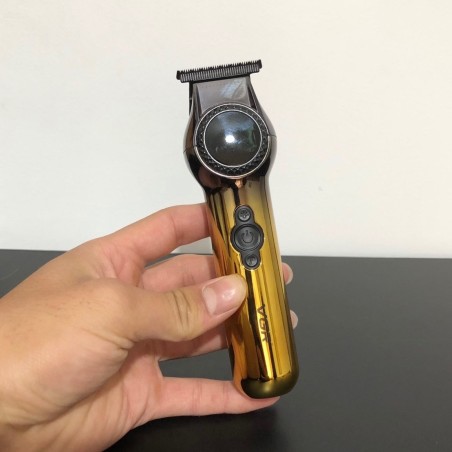 ماشین اصلاح موی سر و صورت وی جی ار مدل V-990 ماشین اصلاح موی سر و صورت وی جی ار مدل V-990